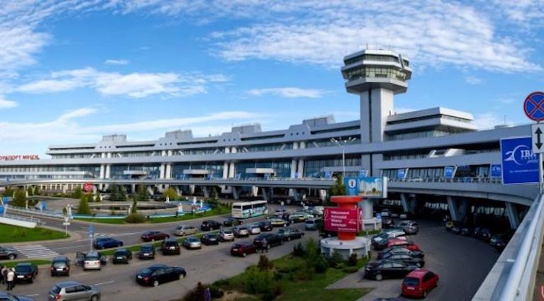 Минск транзитом: ожидание в аэропорту, как мини-тур по Беларуси